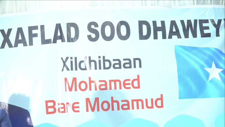 Jaaliyadda Soomaaliyeed ee dalka Uganda oo munaasabad soo dhaweyn iyo taageerro isuggu jirta u qabatay xildhibaan Maxamed Barre.