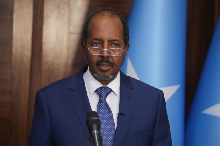 Xasan Sheekh “Waxaan uga digaynaa Somaliland in ay gaaraan heer ay la kulmaan faragalin dibada ah”